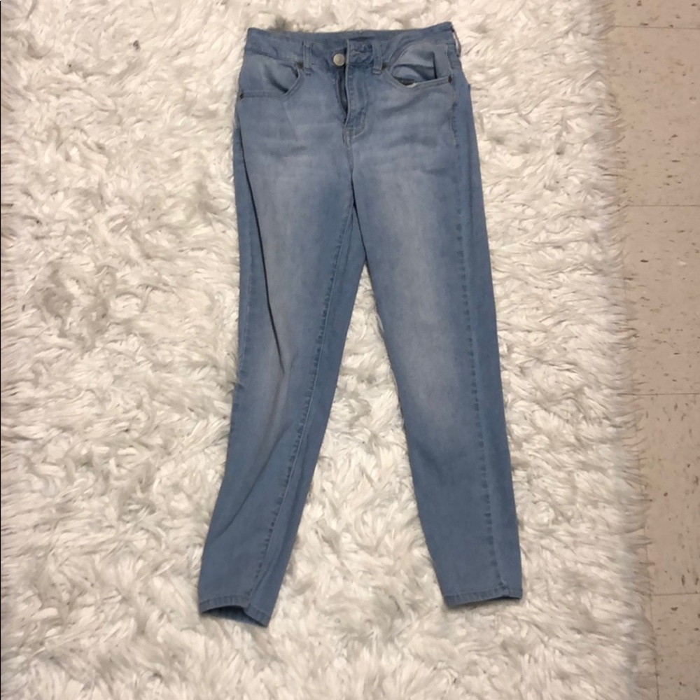 So Jeans